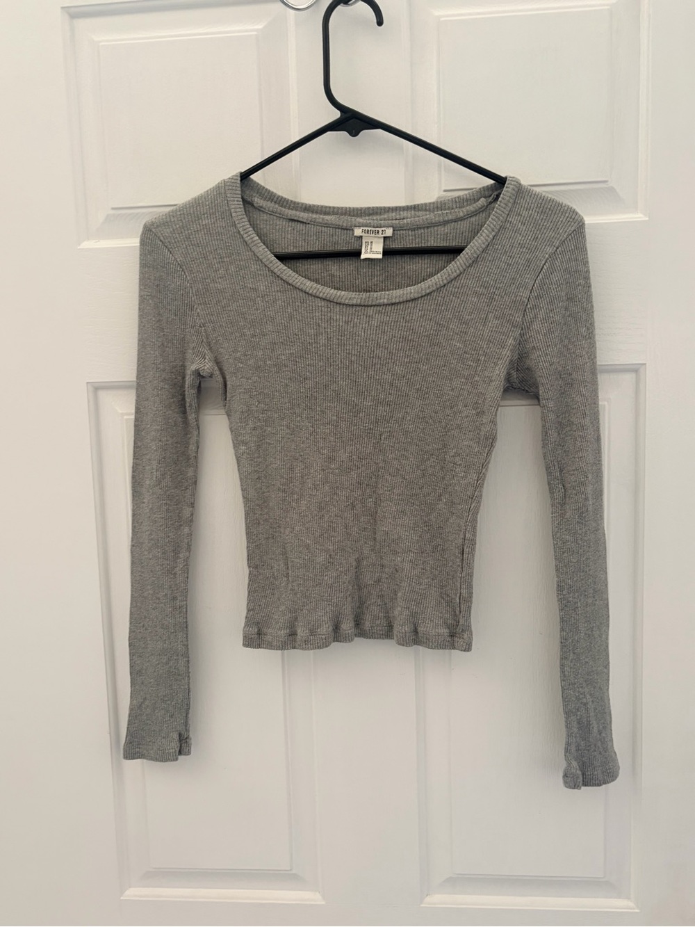 Forever 21 Gray Ribbed Scoop Neck Long Sleeve Top